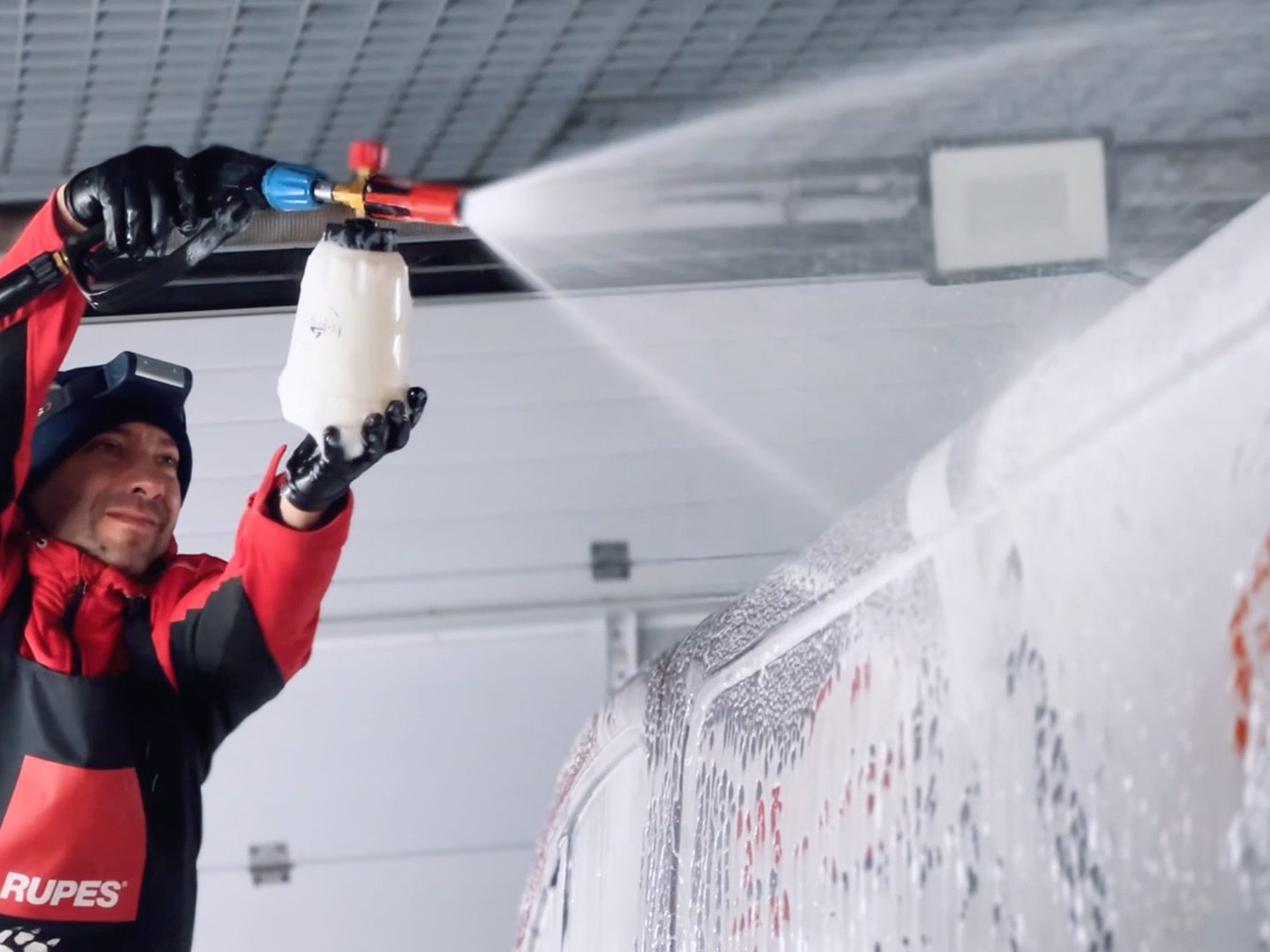 Як не зашкодити? Типові помилки 90% водіїв на мийках самообслуговування