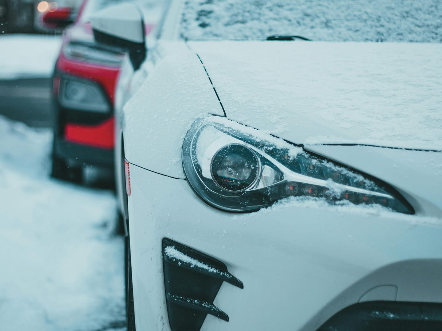 Чи можна мити машину в мороз: міфи, ризики та правильний підхід